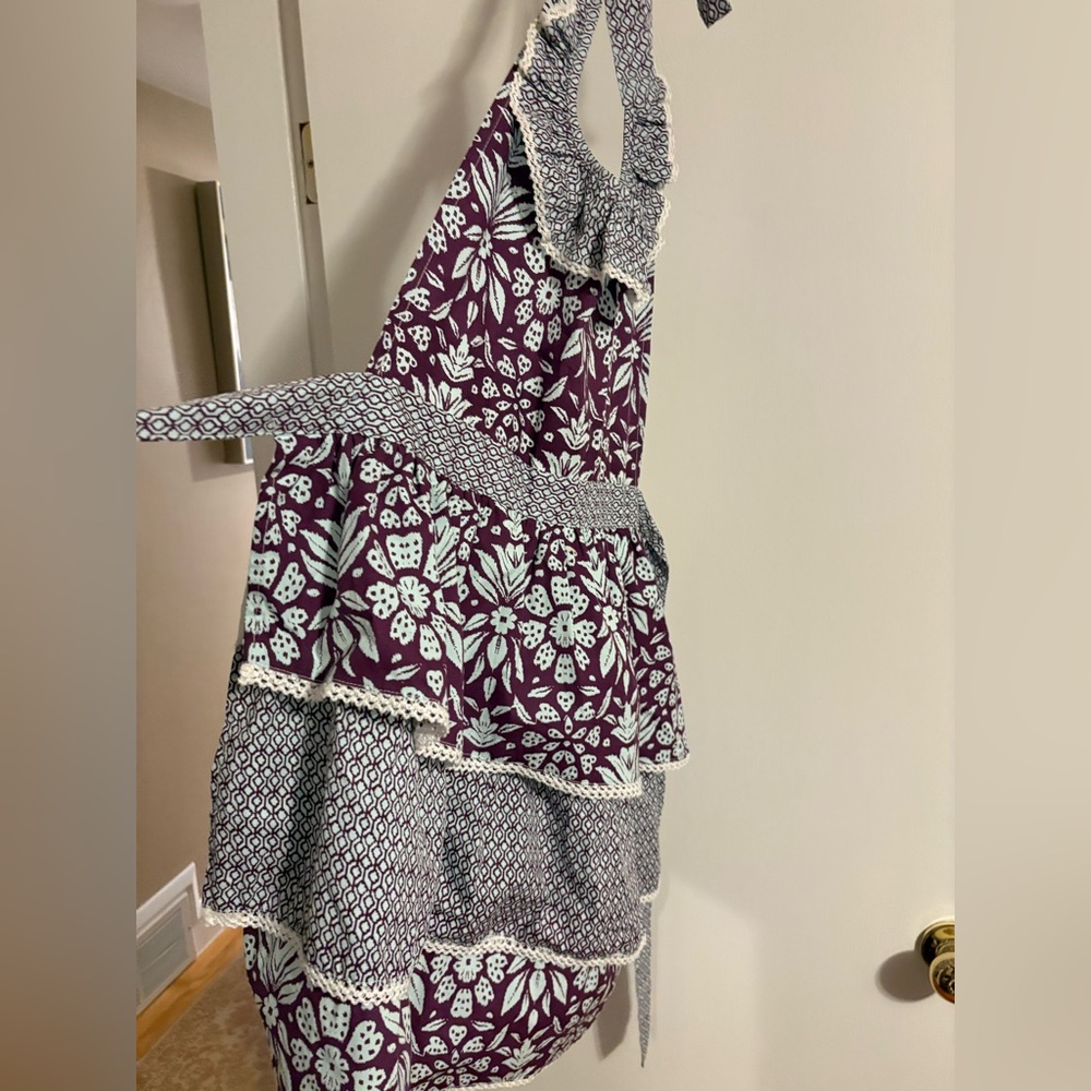 Simply Envogue apron never worn 100% cotton